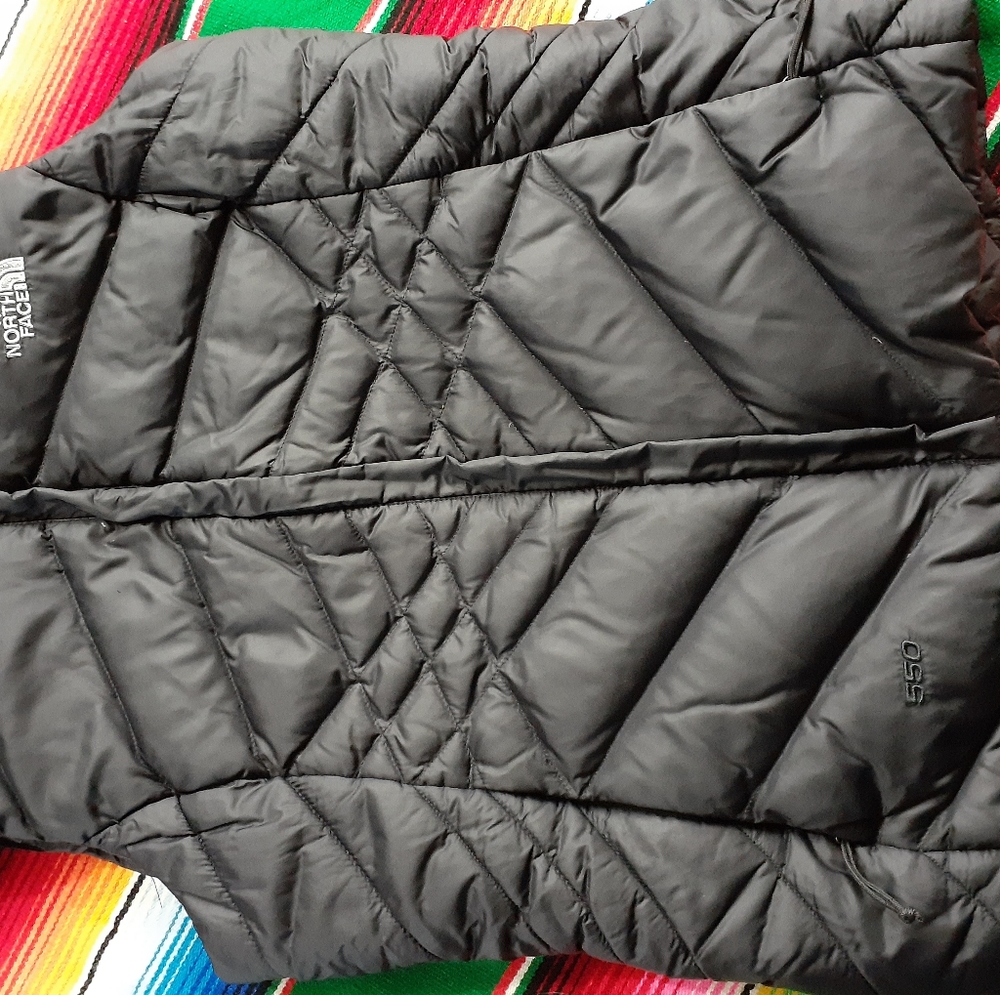 The North Face 550 puffer vest - Picture 3 of 4